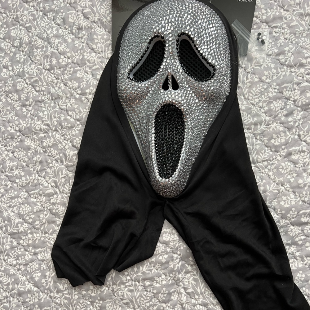Glam Rhinestone Ghostface Scream mask bedazzled